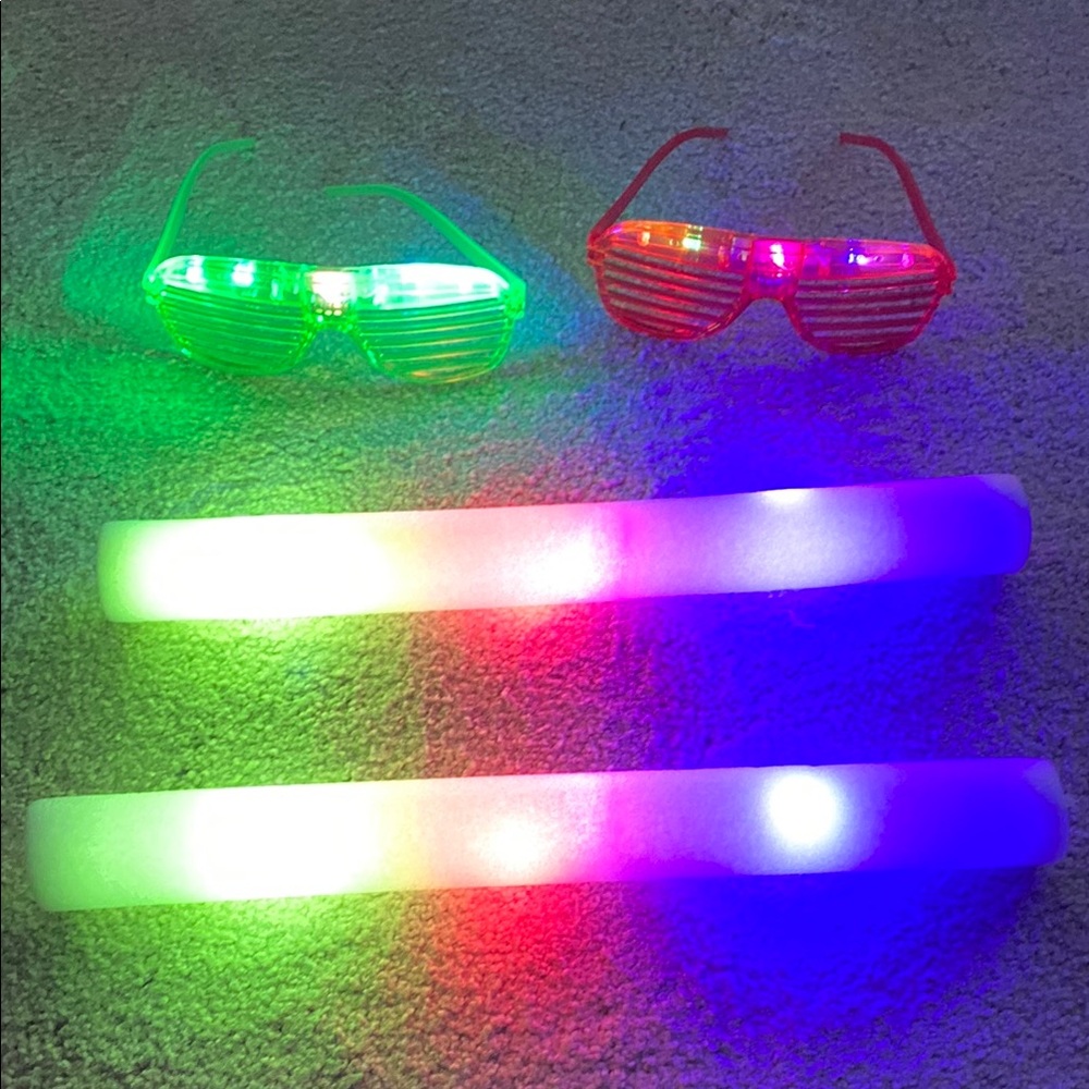 Light up Party pack. Varying settings for flashing or constant on.